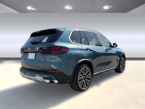 New 2026 BMW X5 sDrive40i w/ Premium Package RWD image 9
