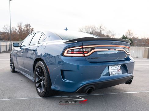 Used 2020 Dodge Charger Scat Pack w/ Driver Convenience Group image 5