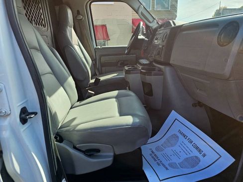 Used 2014 Ford E-250 and Econoline 250 w/ Commercial Cargo Van Package RWD image 28