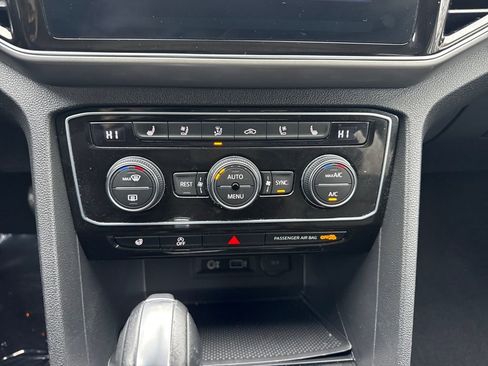 Used 2019 Volkswagen Atlas SEL Premium image 22