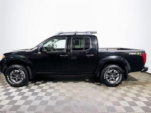 Used 2020 Nissan Frontier PRO-4X image 5