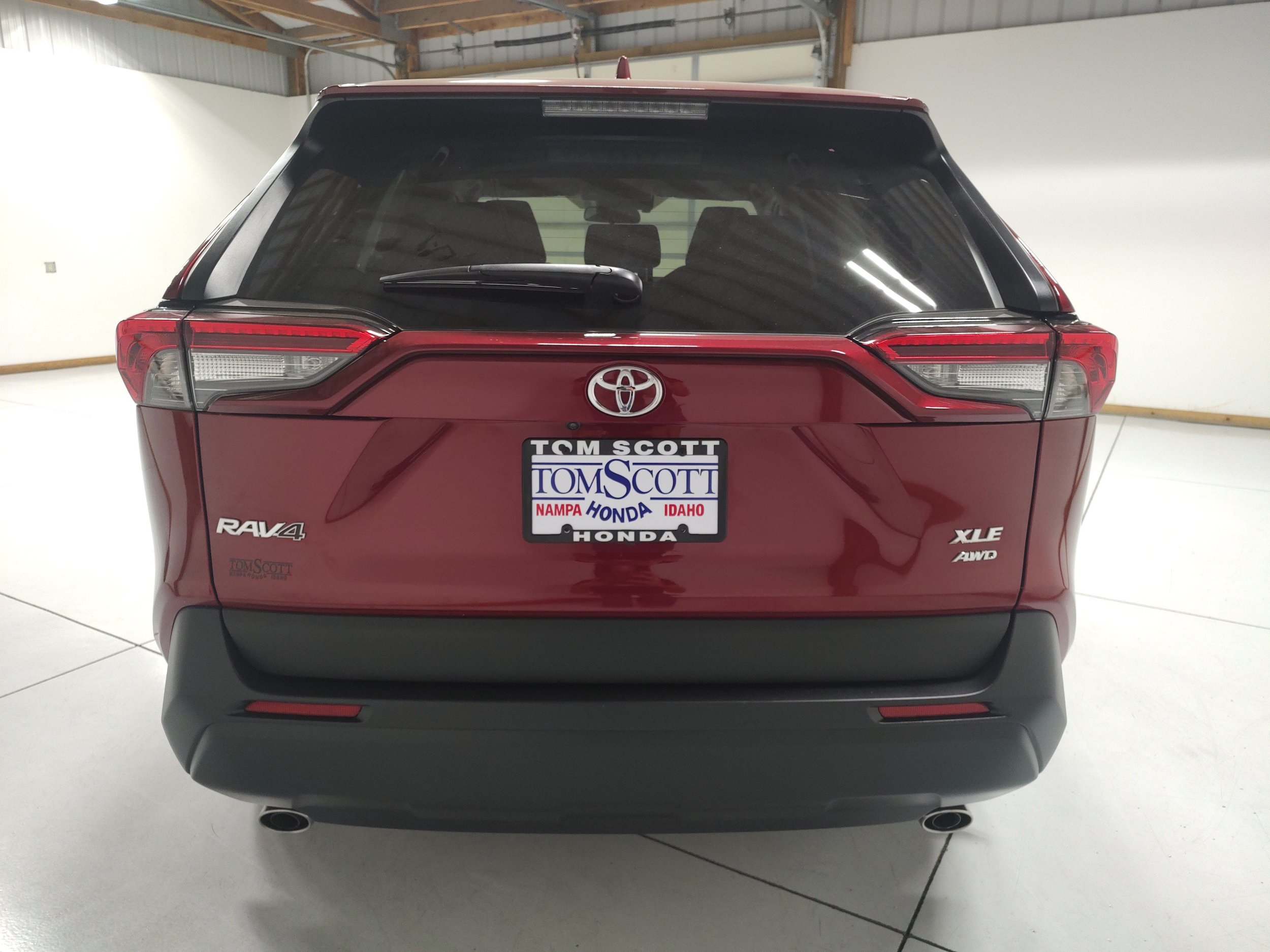 Used 2025 Toyota RAV4 XLE w/ Weather Package AWD/4WD image 12