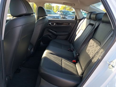 Used 2024 Honda Civic Touring image 10