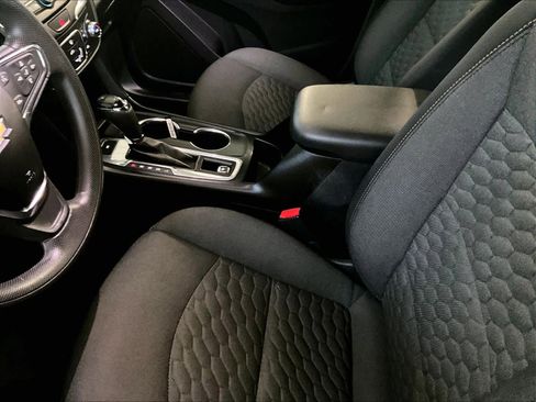 Used 2019 Chevrolet Equinox LT image 20