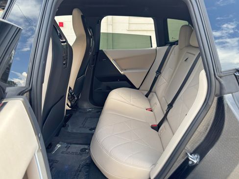 Used 2022 BMW iX xDrive50 w/ Sport Package AWD/4WD image 44