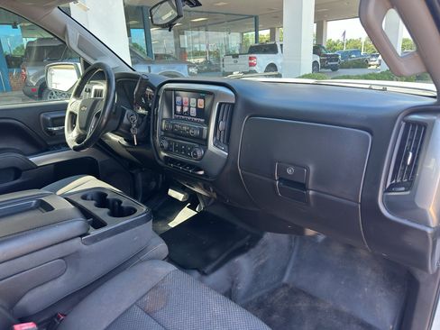 Used 2016 Chevrolet Silverado 2500 LT AWD/4WD image 29