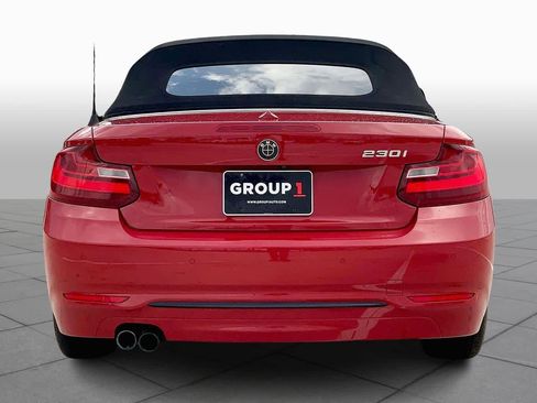 Used 2017 BMW 230i Convertible image 4