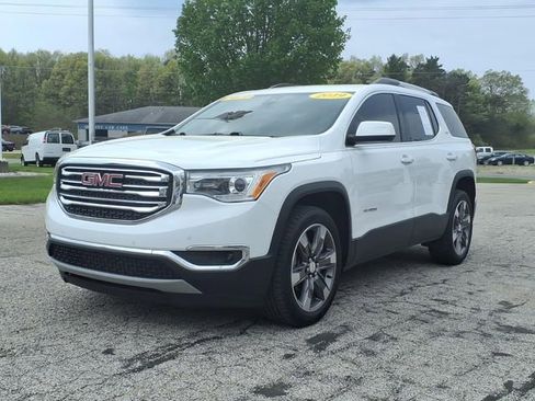 Used 2019 GMC Acadia SLT w/ LPO, Cargo Package FWD image 3