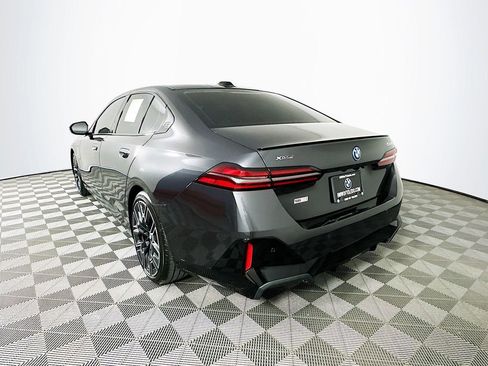 Used 2026 BMW 550e xDrive w/ Premium Package image 6