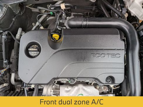 Used 2025 Chevrolet Malibu LT FWD image 14