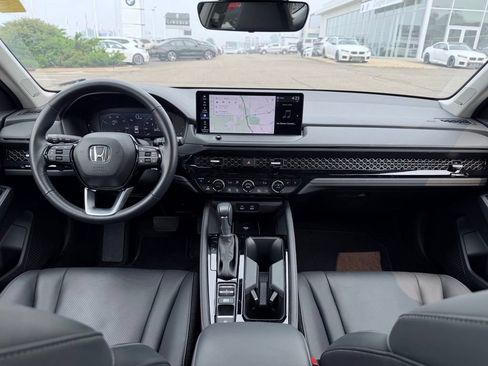 Used 2024 Honda Accord Touring image 25