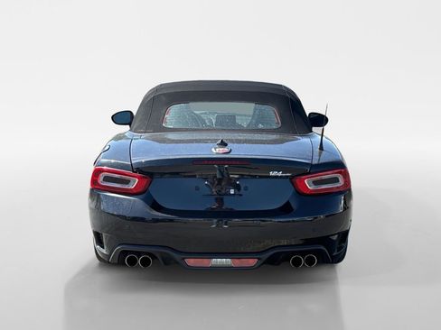 Used 2017 FIAT 124 Spider Abarth RWD image 5