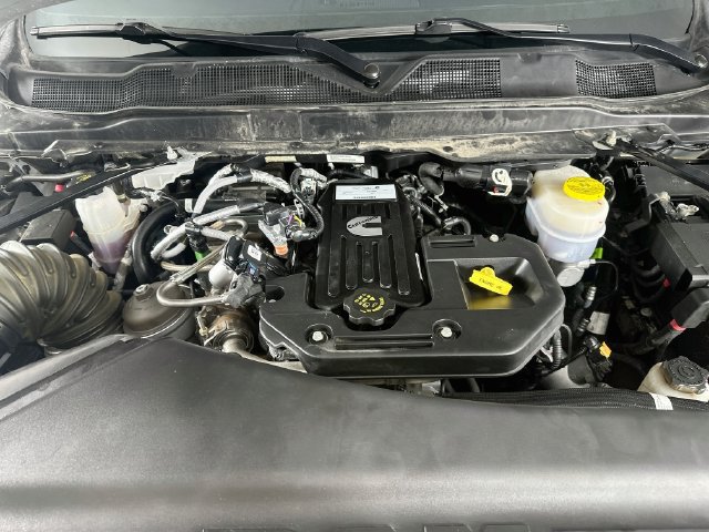 Used 2026 RAM 2500 Laramie AWD/4WD image 28