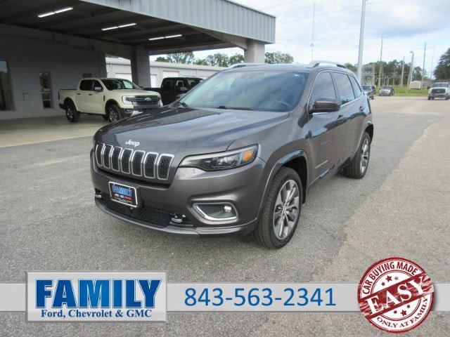 Used 2019 Jeep Cherokee Overland w/ Technology Group AWD/4WD image 1