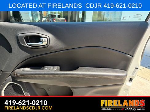 Used 2020 Jeep Compass Limited AWD/4WD image 16