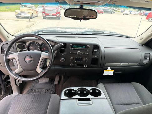 Used 2009 GMC Sierra 1500 SLE w/ Power Pack Plus AWD/4WD image 19