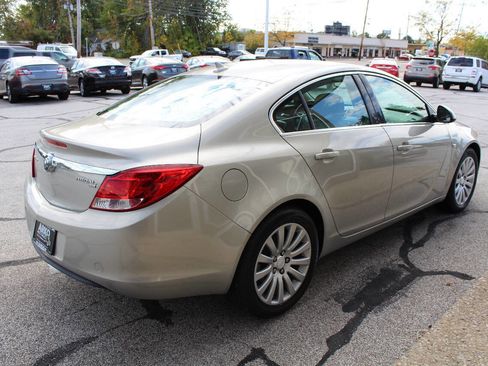 Used 2011 Buick Regal CXL w/ RL2 Preferred Equipment Group image 9