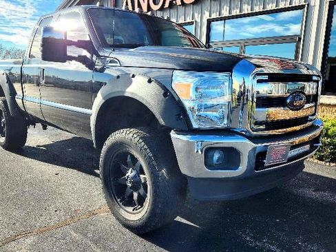 Used 2015 Ford F250 XLT w/ XLT Premium Package image 2