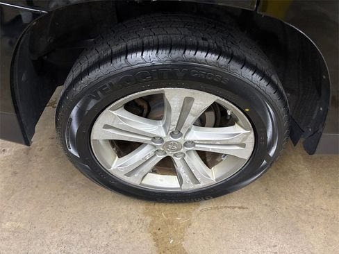 Used 2013 Toyota Highlander Limited image 37