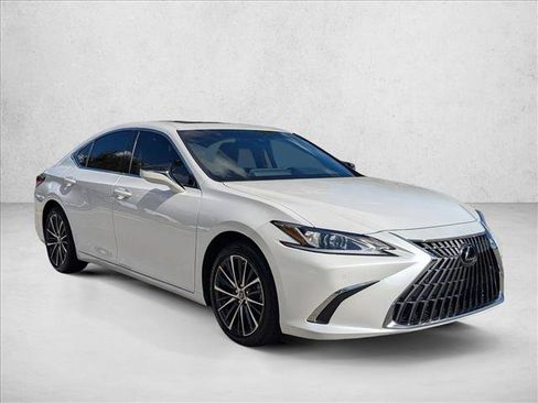 Used 2023 Lexus ES 350 w/ Premium Package image 3
