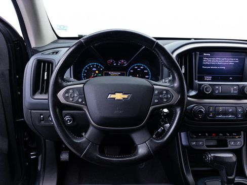 Used 2020 Chevrolet Colorado Z71 AWD/4WD image 33