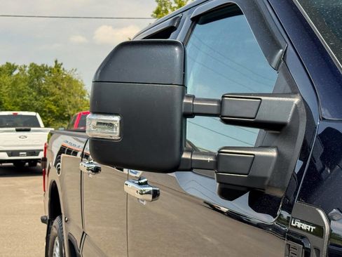 Used 2024 Ford F250 Lariat w/ Black Appearance Package image 40