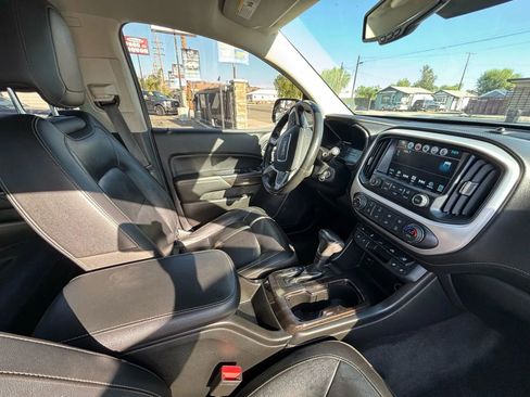 Used 2018 GMC Canyon SLT w/ Driver Alert Package image 17