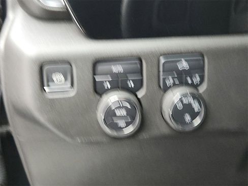 Used 2019 Ford F150 Lariat w/ Equipment Group 502A Luxury image 61