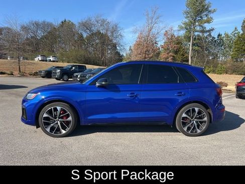 Used 2023 Audi SQ5 Prestige w/ Prestige Package image 9