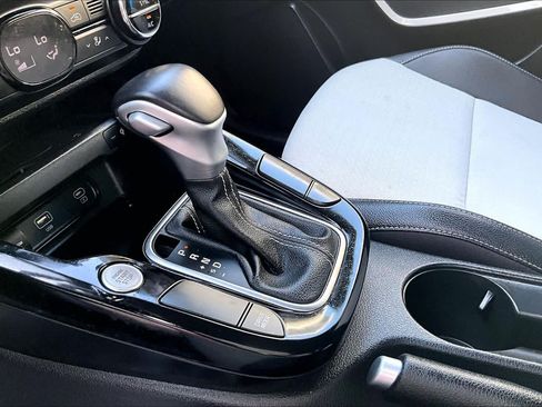 Certified 2023 Kia Soul GT-Line FWD image 16