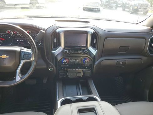 Used 2021 Chevrolet Silverado 1500 LTZ w/ Safety Package II AWD/4WD image 15