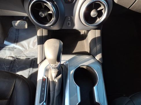 Used 2021 Chevrolet Blazer LT image 19