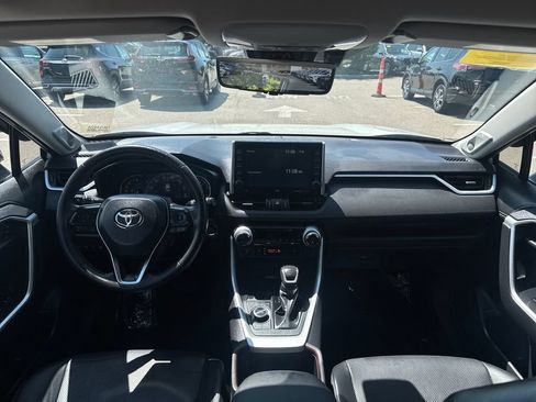 Used 2022 Toyota RAV4 Limited AWD/4WD image 12