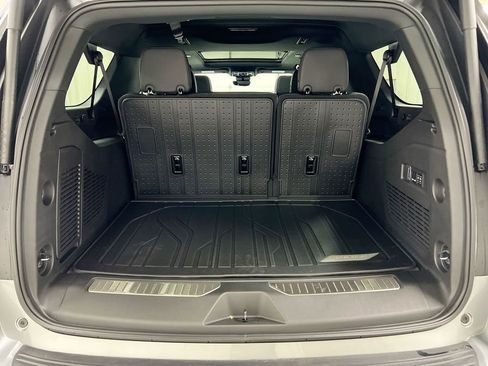 New 2026 Chevrolet Suburban High Country image 26