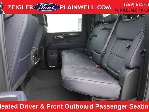 Used 2024 Chevrolet Silverado 2500 High Country image 14