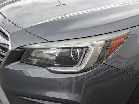 Used 2018 Subaru Legacy 2.5i Premium AWD/4WD image 12
