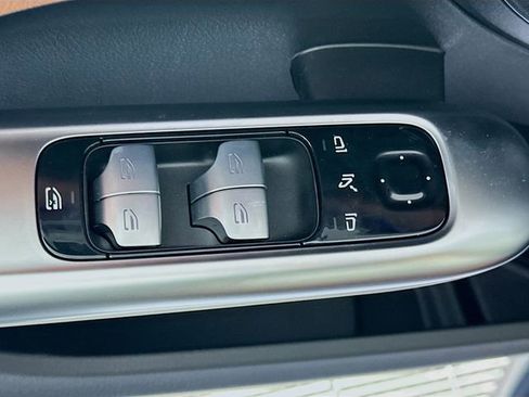 New 2026 Mercedes-Benz C 43 AMG 4MATIC Sedan image 18