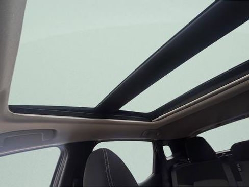 New 2026 Nissan Kicks SV w/ SV Premium Package image 19