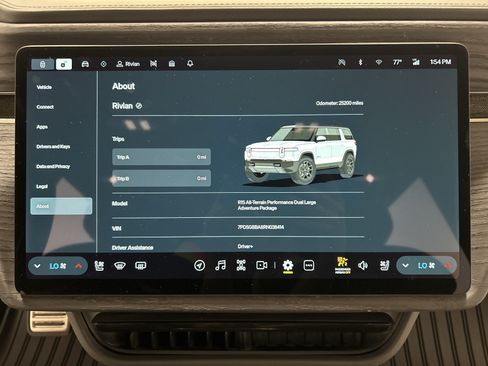 Used 2024 Rivian R1S Adventure Dual AWD/4WD image 29