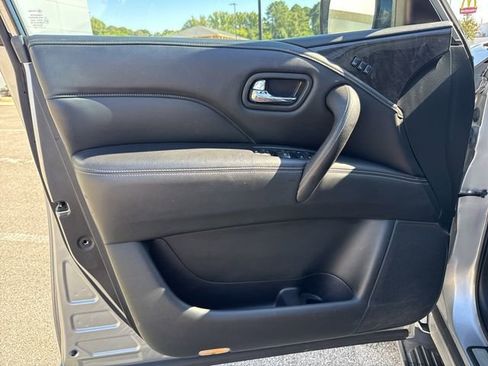 Used 2021 INFINITI QX80 Luxe image 11