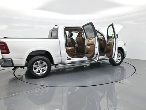 Used 2019 RAM 1500 Laramie image 42