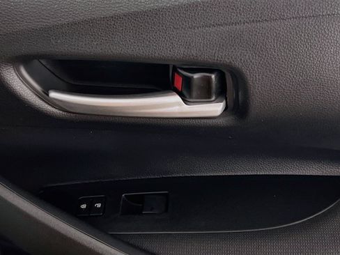 Used 2026 Toyota Corolla SE FWD image 31