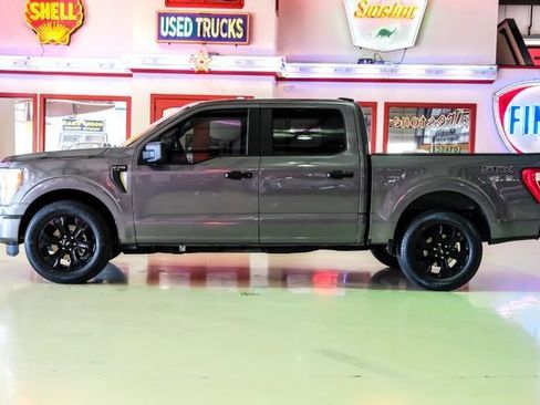 Used 2022 Ford F150 XL w/ STX Black Appearance Package image 12