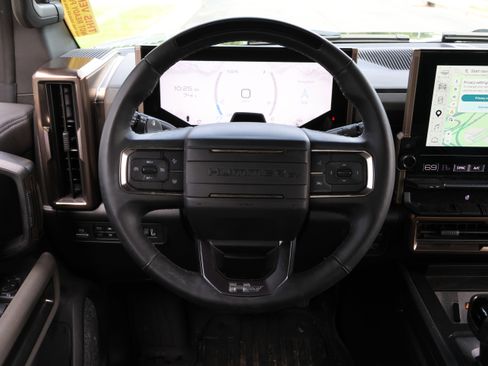 Used 2024 GMC Hummer EV 2X AWD/4WD image 17