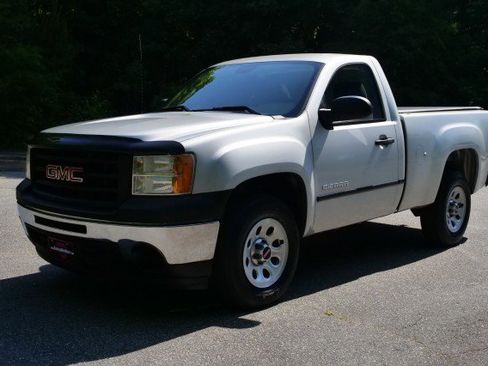 Used 2011 GMC Sierra 1500 W/T RWD image 6