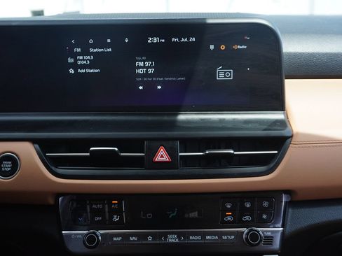 Used 2024 Kia Seltos EX AWD/4WD image 47