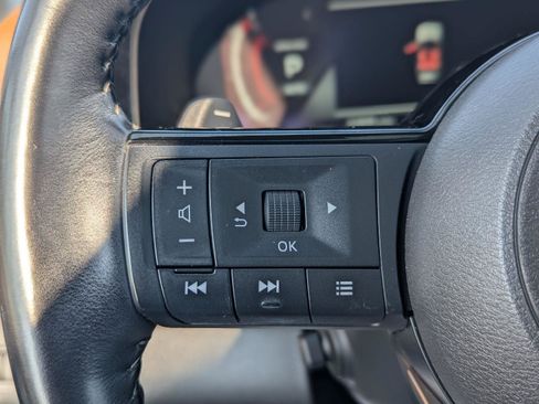 Used 2022 Nissan Pathfinder Platinum w/ Cargo Package AWD/4WD image 24