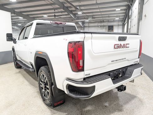 Used 2022 GMC Sierra 2500 AT4 w/ AT4 Premium Plus Package image 5