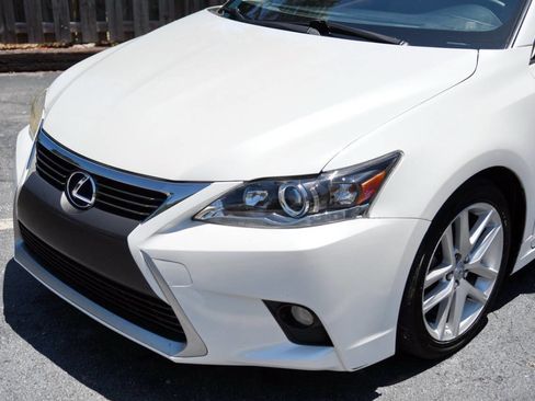 Used 2015 Lexus CT 200h FWD image 4