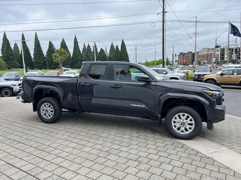New 2026 Toyota Tacoma SR5 AWD/4WD image 6